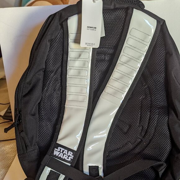 RARE NWT Storm Trooper Hot Topic Disney Backpack Star Wars Big Molded White HTF - Picture 4 of 8